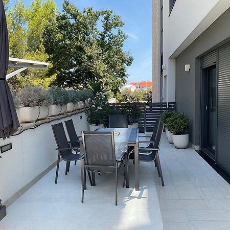 Apartman Darija ซูโกชัน ภายนอก รูปภาพ