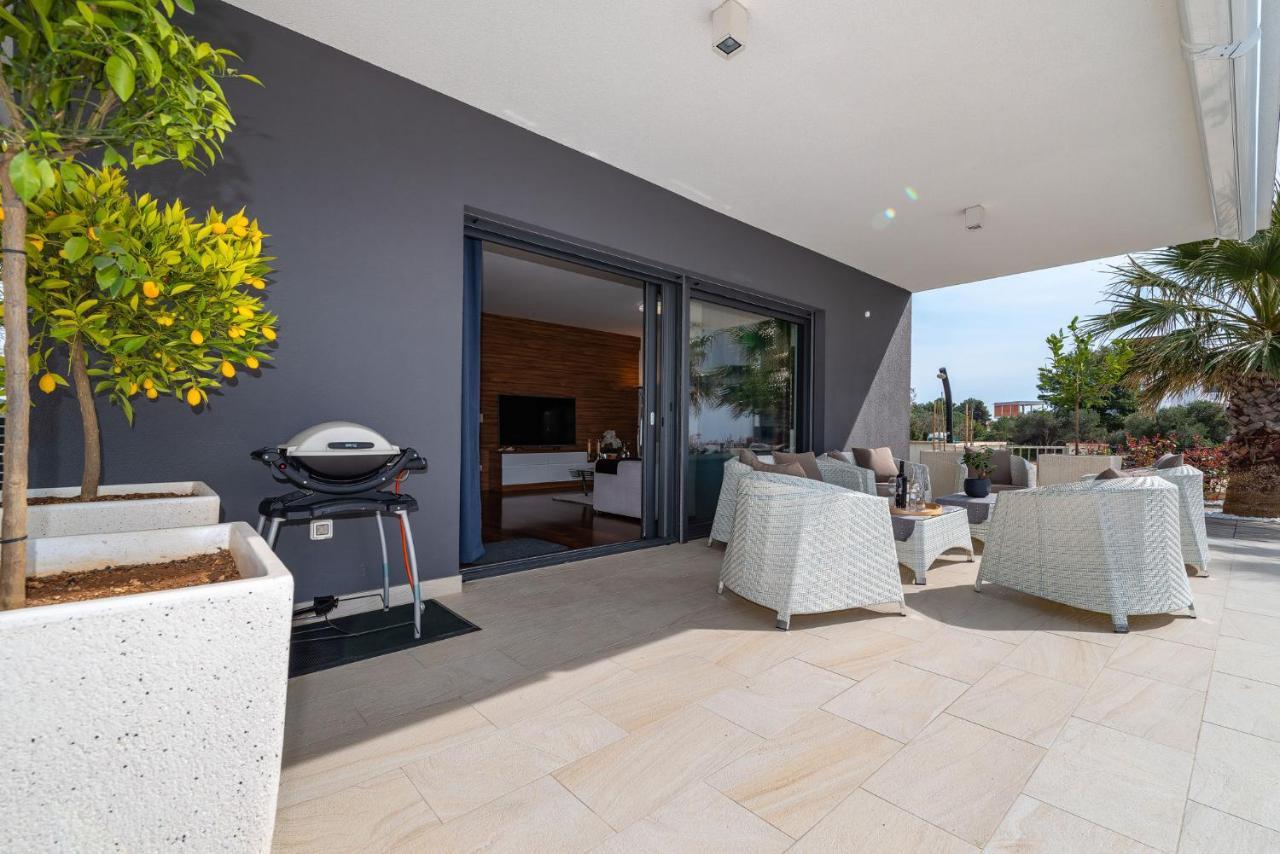 Apartman Darija ซูโกชัน ภายนอก รูปภาพ