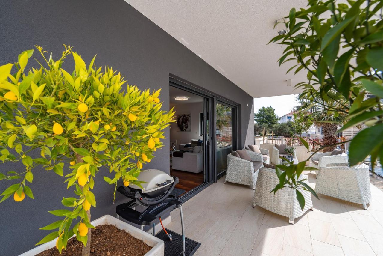 Apartman Darija ซูโกชัน ภายนอก รูปภาพ