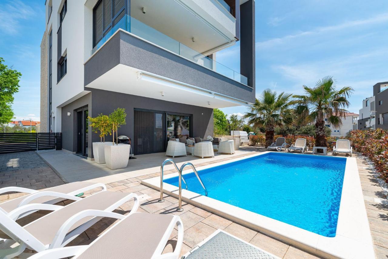 Apartman Darija ซูโกชัน ภายนอก รูปภาพ