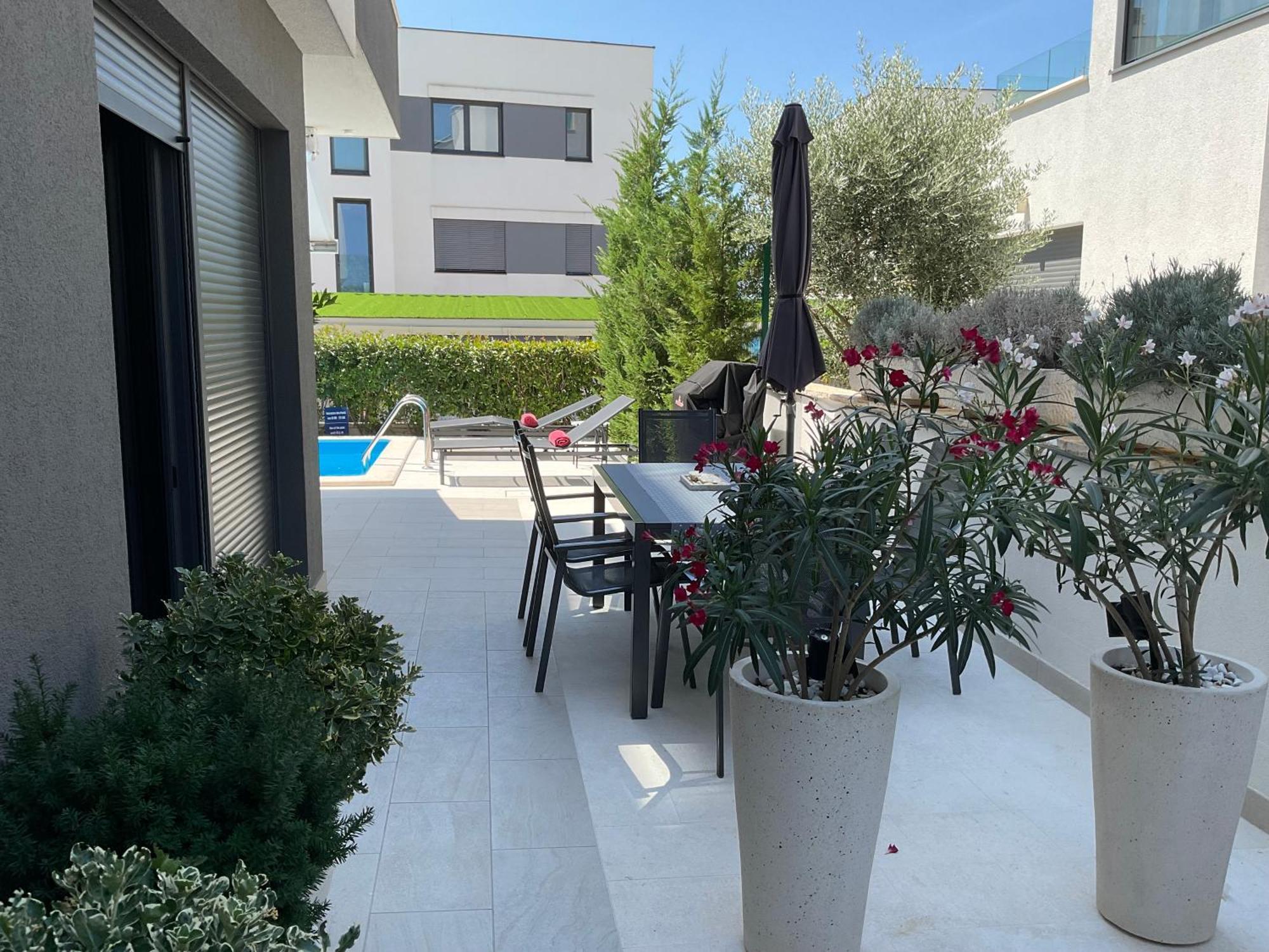 Apartman Darija ซูโกชัน ภายนอก รูปภาพ